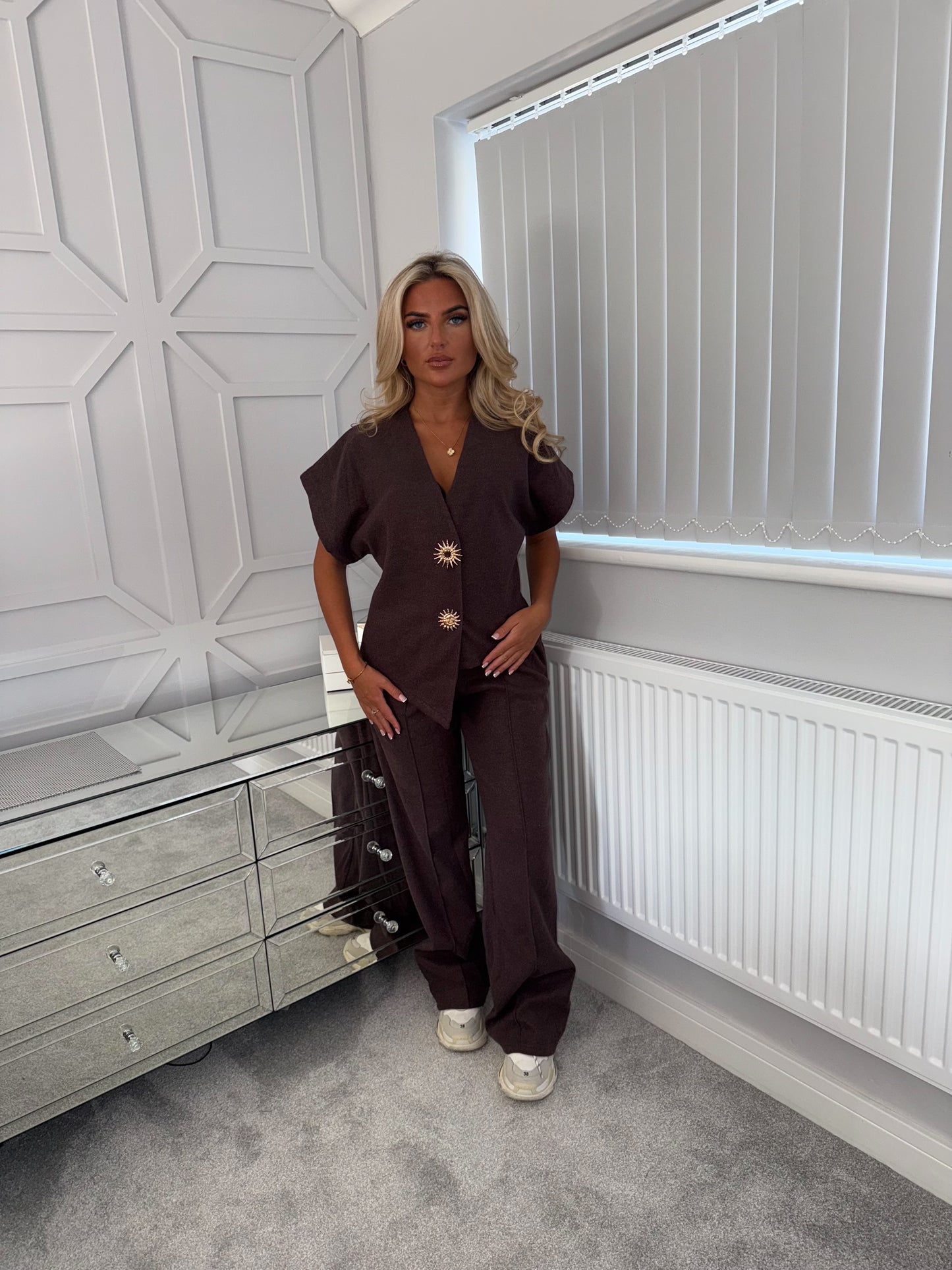 BOBBI - CHOCOLATE