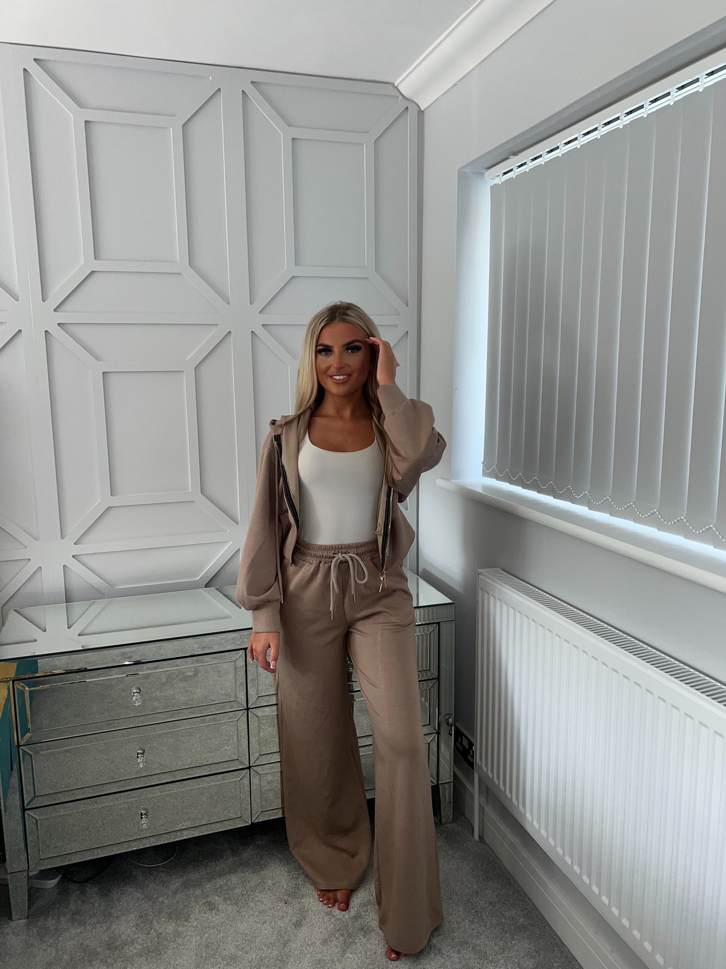 HOLLIE ZIP UP SET - CAMEL